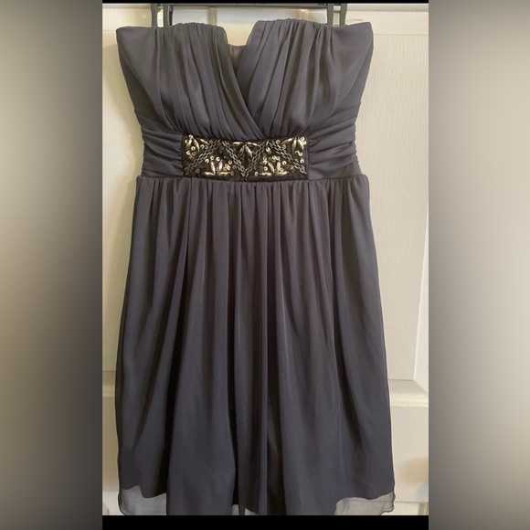 Dress - Picture 1 of 4